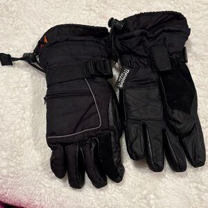 3M Thinsulate Black Kids Ski Gloves
